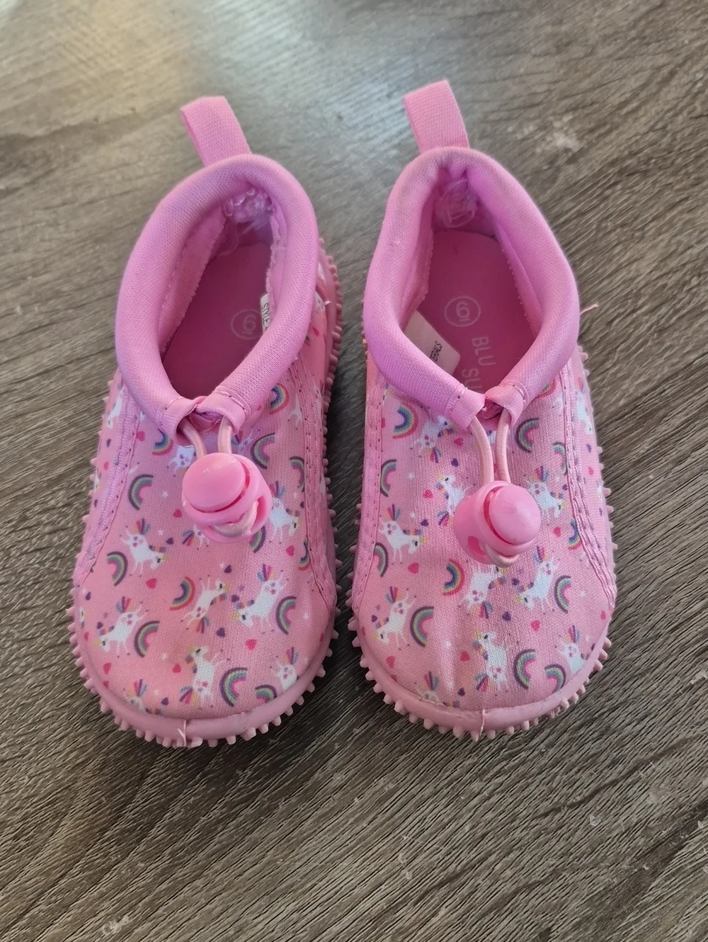 Girls' Pink Unicorn & Rainbow Water Shoes with Toggle Closure